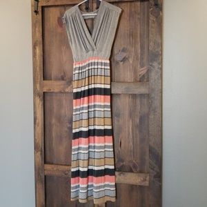 Hail3y:23 maxi dress size Large